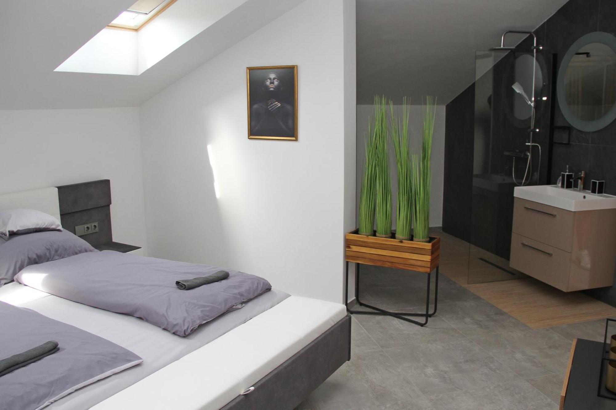 Player'S Pool&Rooms Vonyarcvashegy Rom bilde